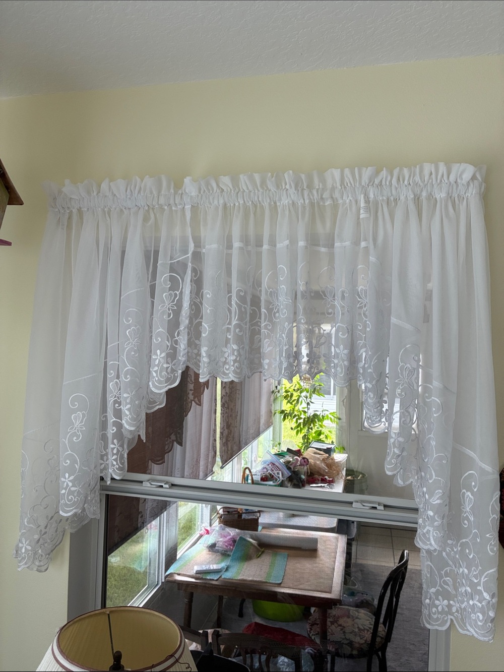 Vintage White Sheer Scalloped Lace Swag Set and Valance Classic Window Accent